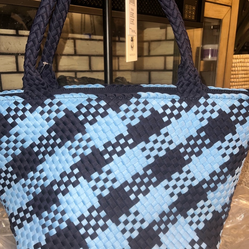 NEW WILDFOX LARGE BLUE & NAVY WOVEN DOUBLE HANDLE TOTE BAG